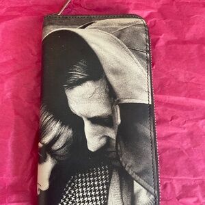 Burberry zipper wallet